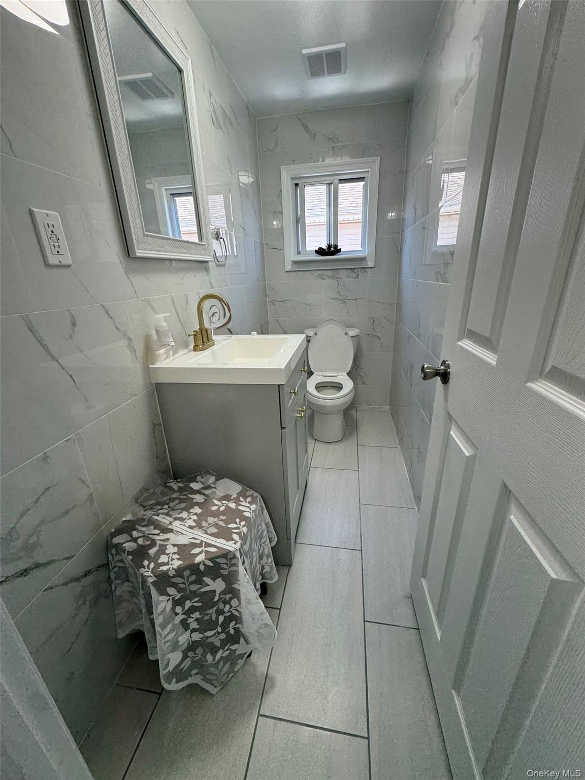 Single Family 7th  Nassau County, NY 11040, MLS-903591-9