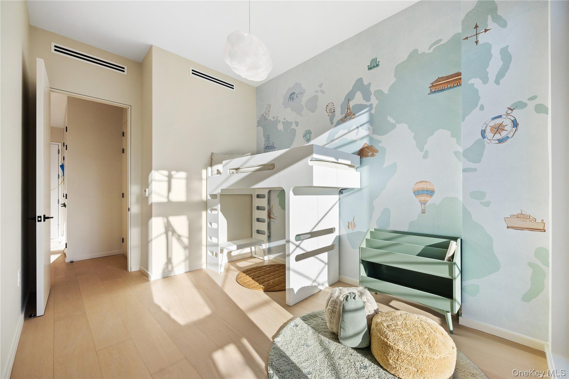 Condo 21st  Queens, NY 11106, MLS-903593-8