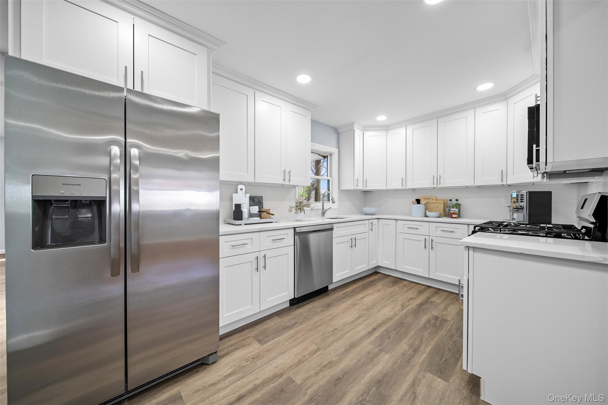 Single Family Lehigh Avenue  Suffolk County, NY 11720, MLS-903620-2