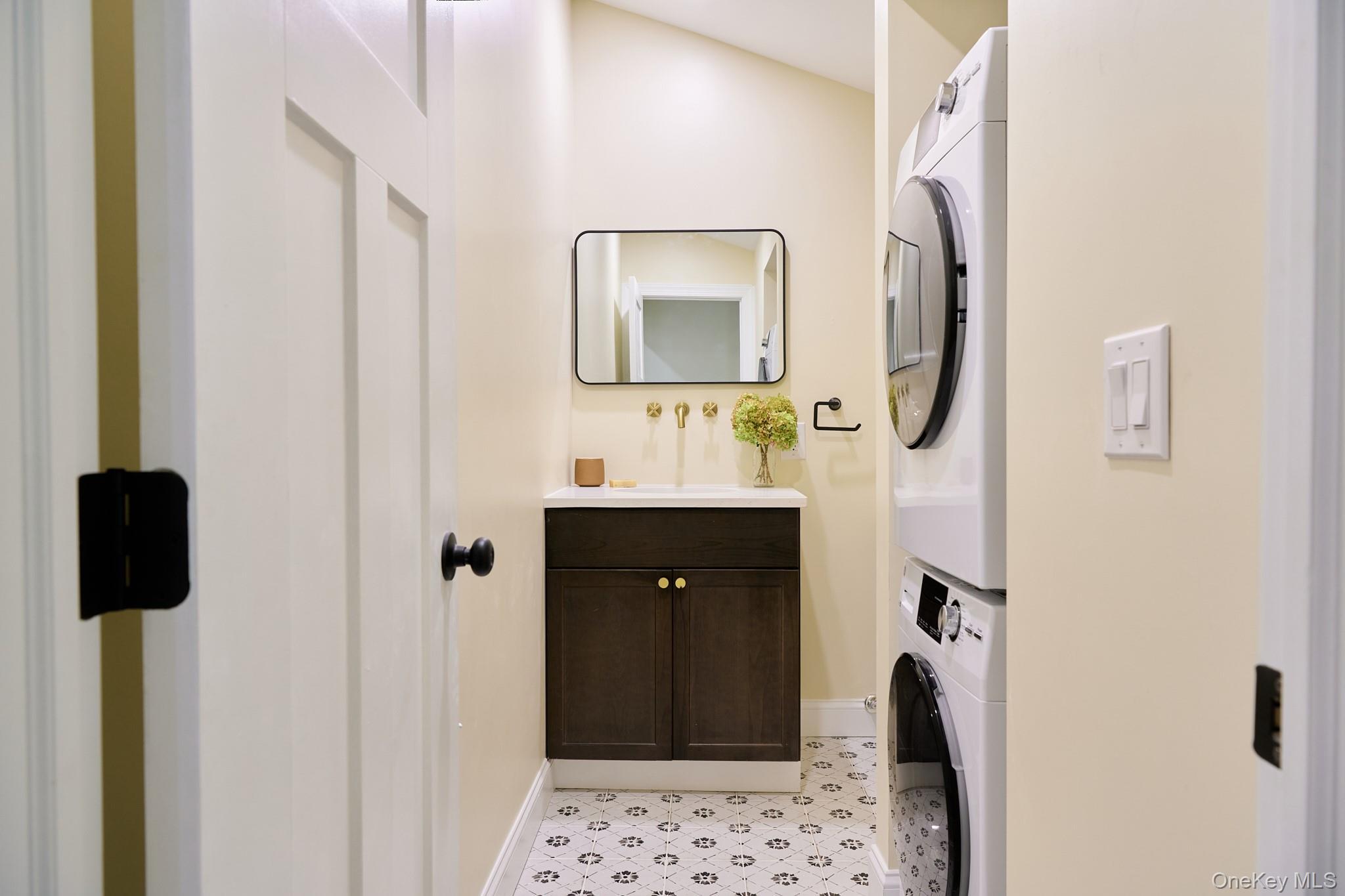 Single Family River Dutchess County, NY 12572, MLS-903626-15