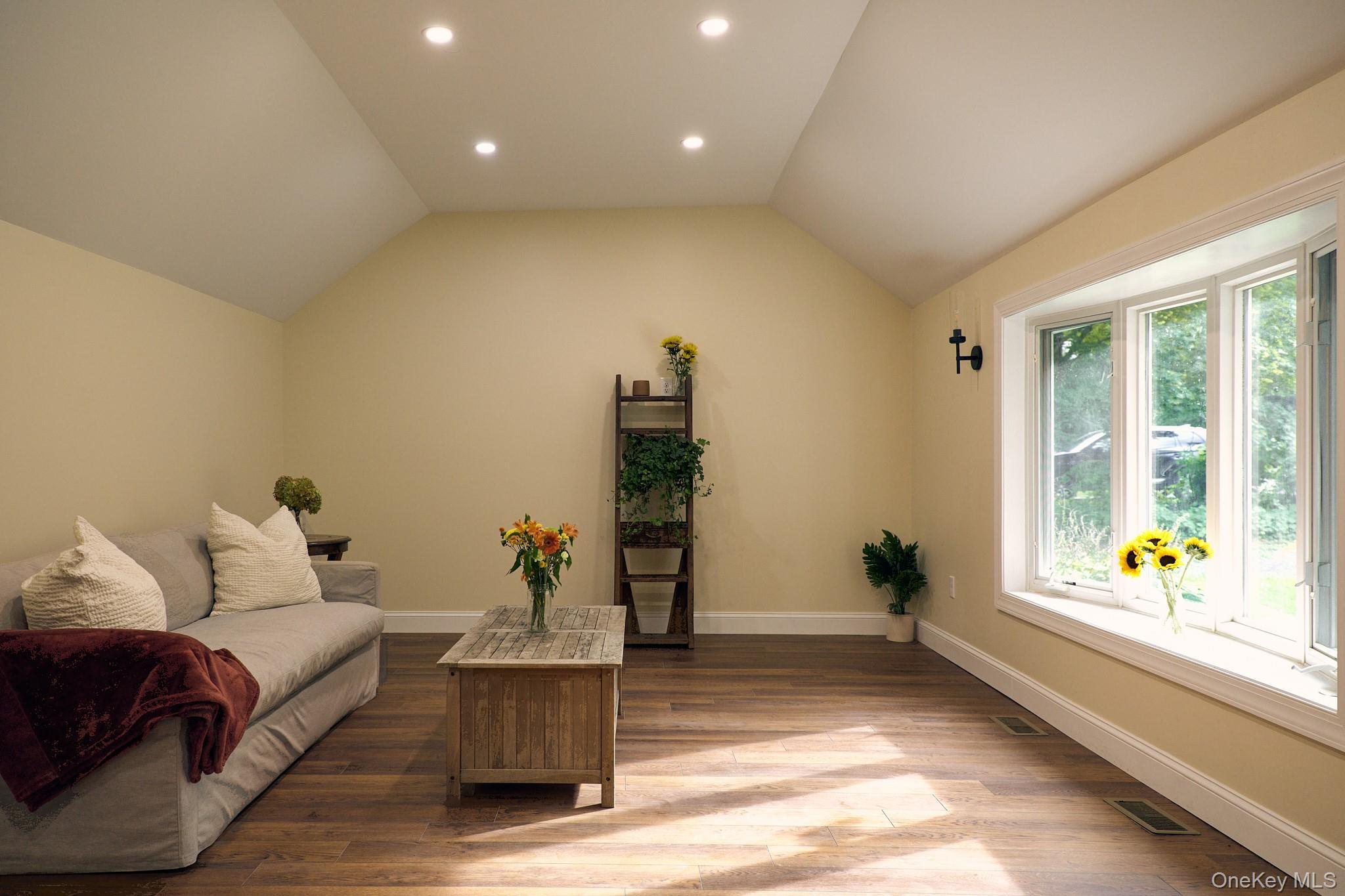 Single Family River Dutchess County, NY 12572, MLS-903626-4