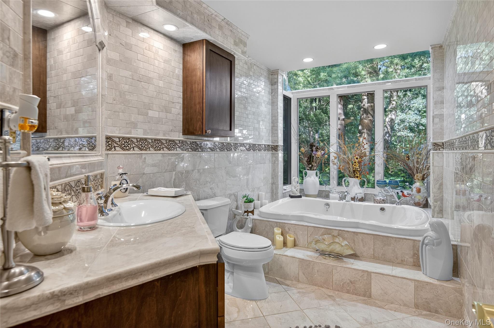 Single Family Roundtree  Suffolk County, NY 11747, MLS-903641-17