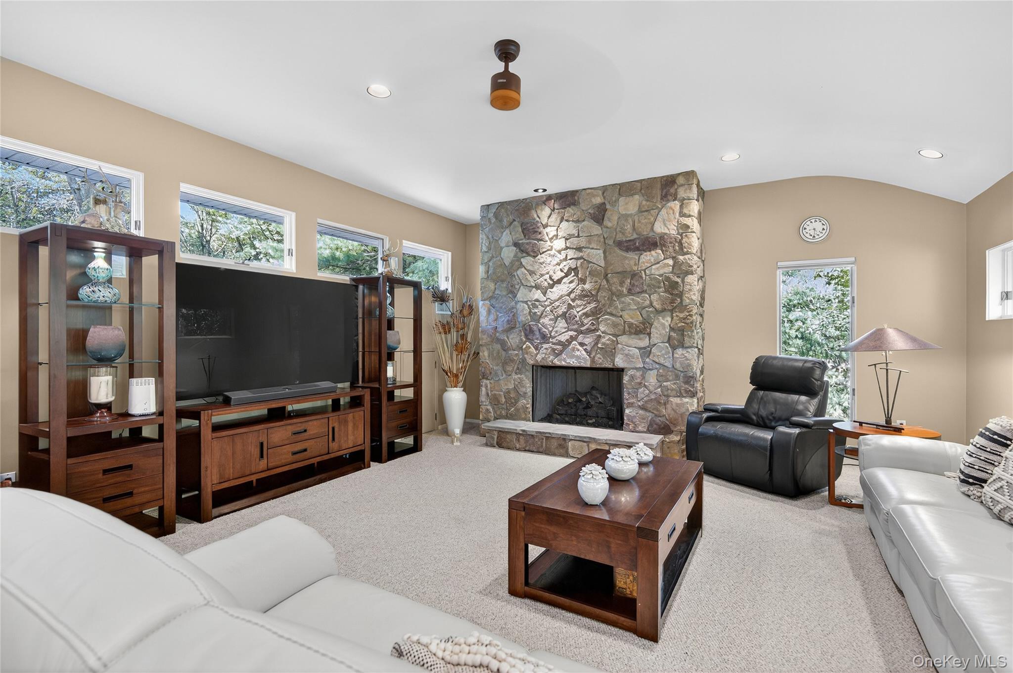 Single Family Roundtree  Suffolk County, NY 11747, MLS-903641-20