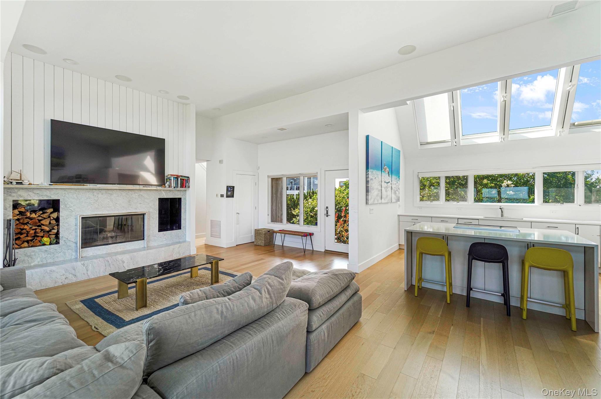 Single Family Dune Suffolk County, NY 11977, MLS-903642-10