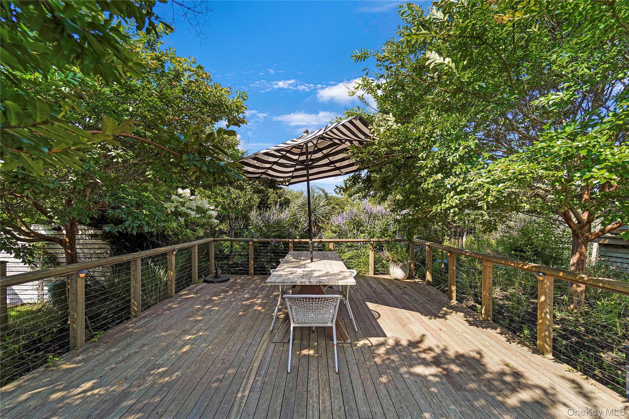 Single Family Dune Suffolk County, NY 11977, MLS-903642-12