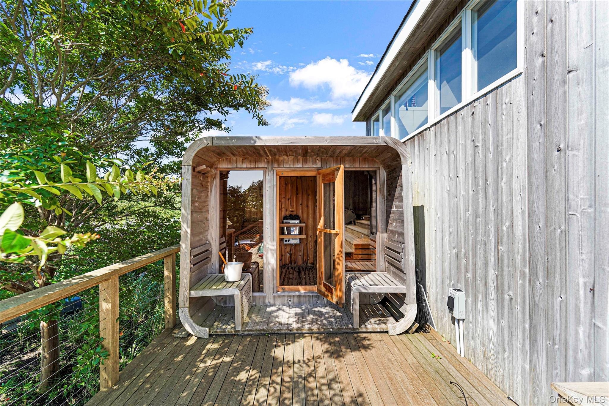 Single Family Dune Suffolk County, NY 11977, MLS-903642-14