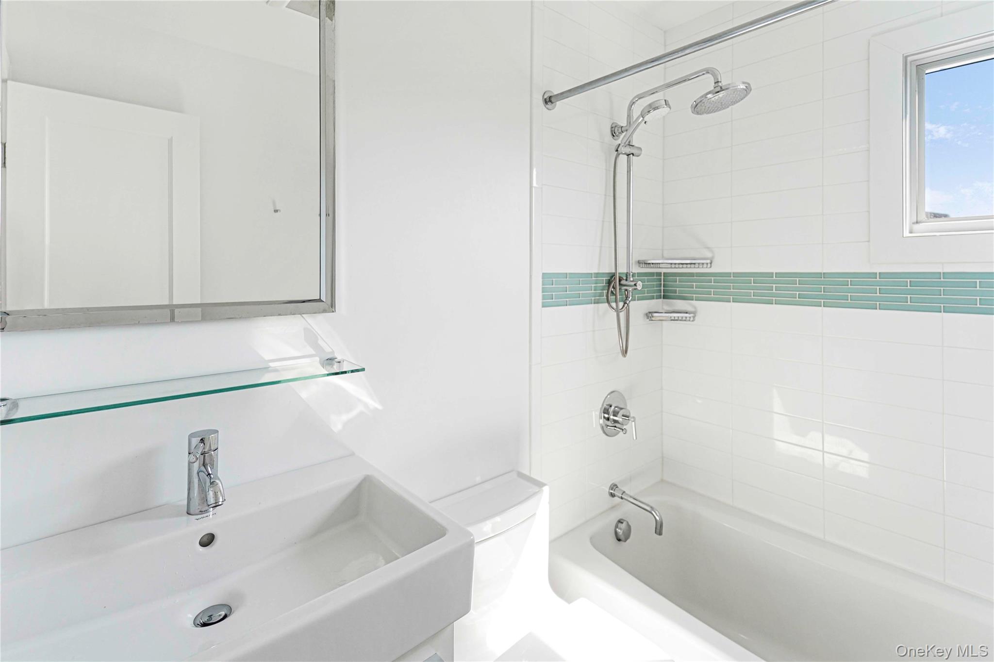 Single Family Dune Suffolk County, NY 11977, MLS-903642-19