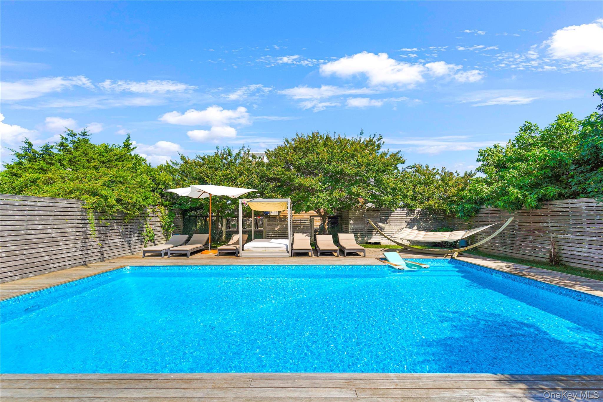 Single Family Dune Suffolk County, NY 11977, MLS-903642-23