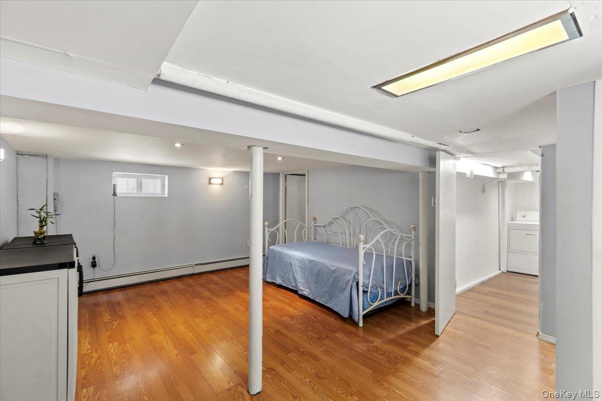 Single Family Mayda  Queens, NY 11422, MLS-903647-24