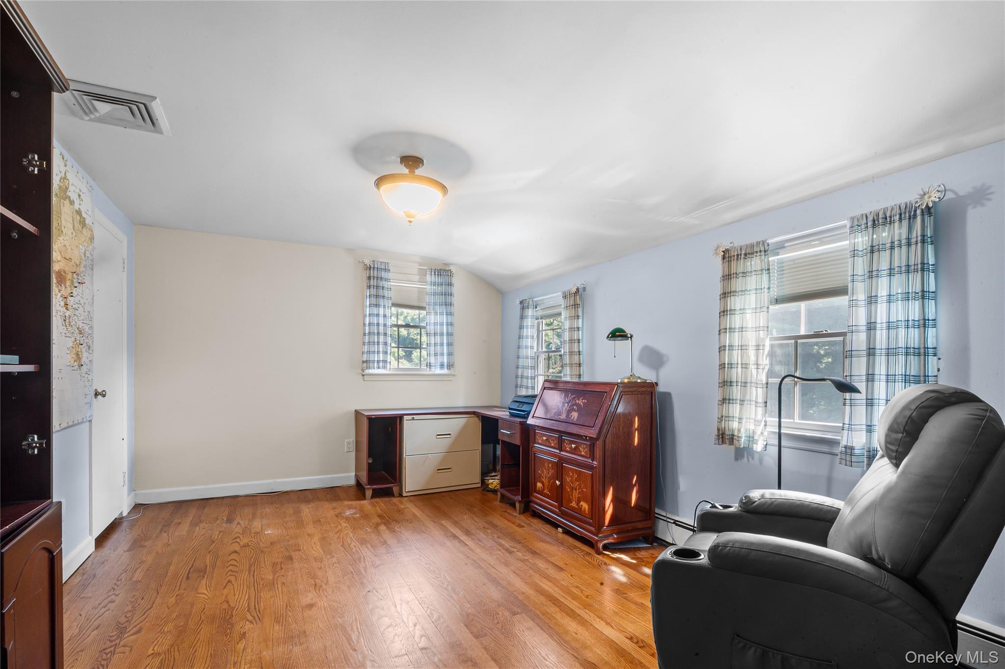 Single Family Bay Suffolk County, NY 11743, MLS-903651-25