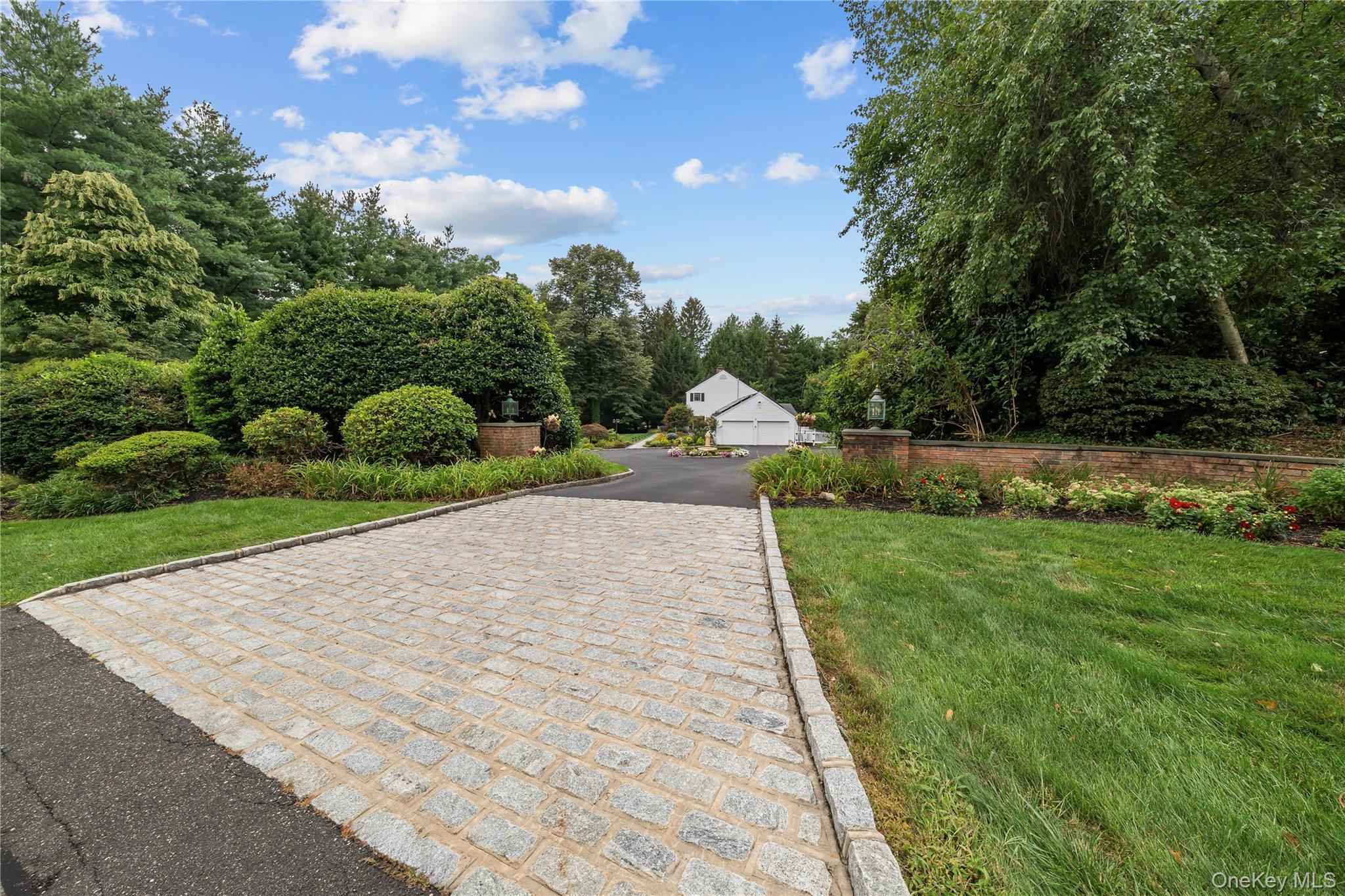 Single Family Bay Suffolk County, NY 11743, MLS-903651-3