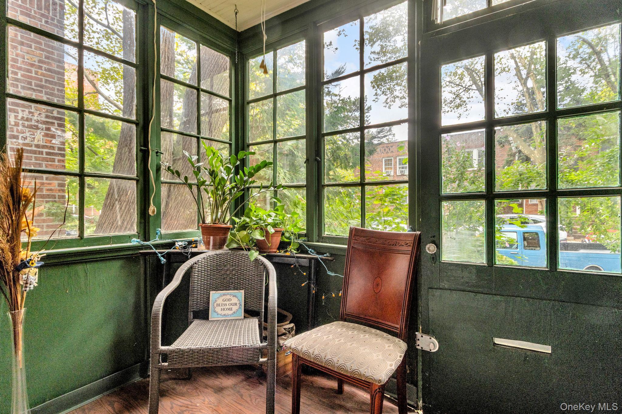 Single Family 47th Street  Queens, NY 11104, MLS-903659-3