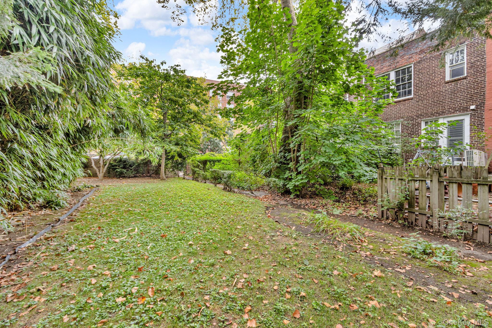 Single Family 47th Street  Queens, NY 11104, MLS-903659-5