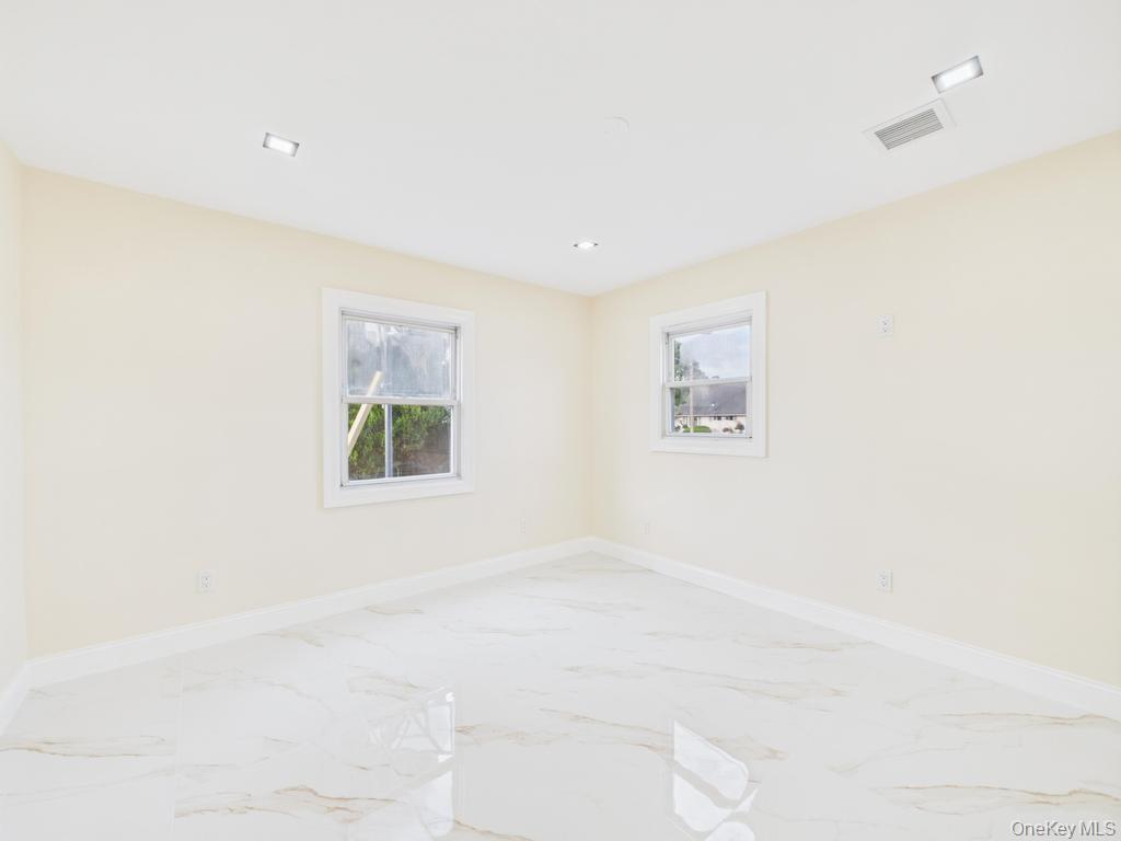 Single Family Griddle  Nassau County, NY 11756, MLS-903720-16