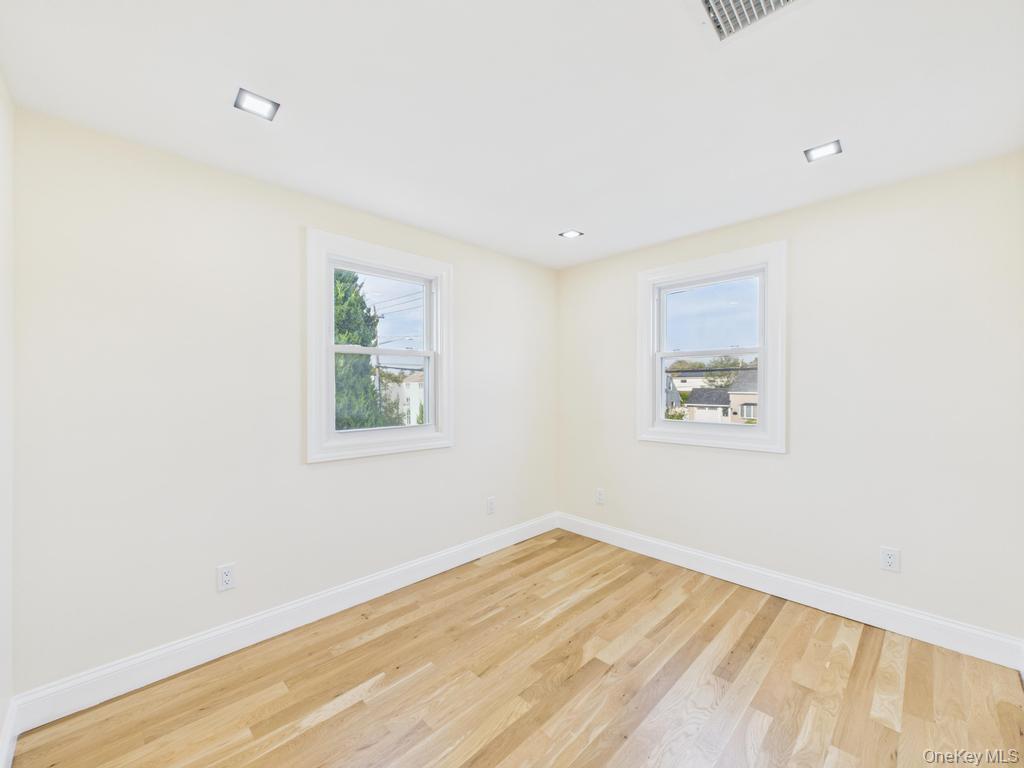 Single Family Griddle  Nassau County, NY 11756, MLS-903720-19