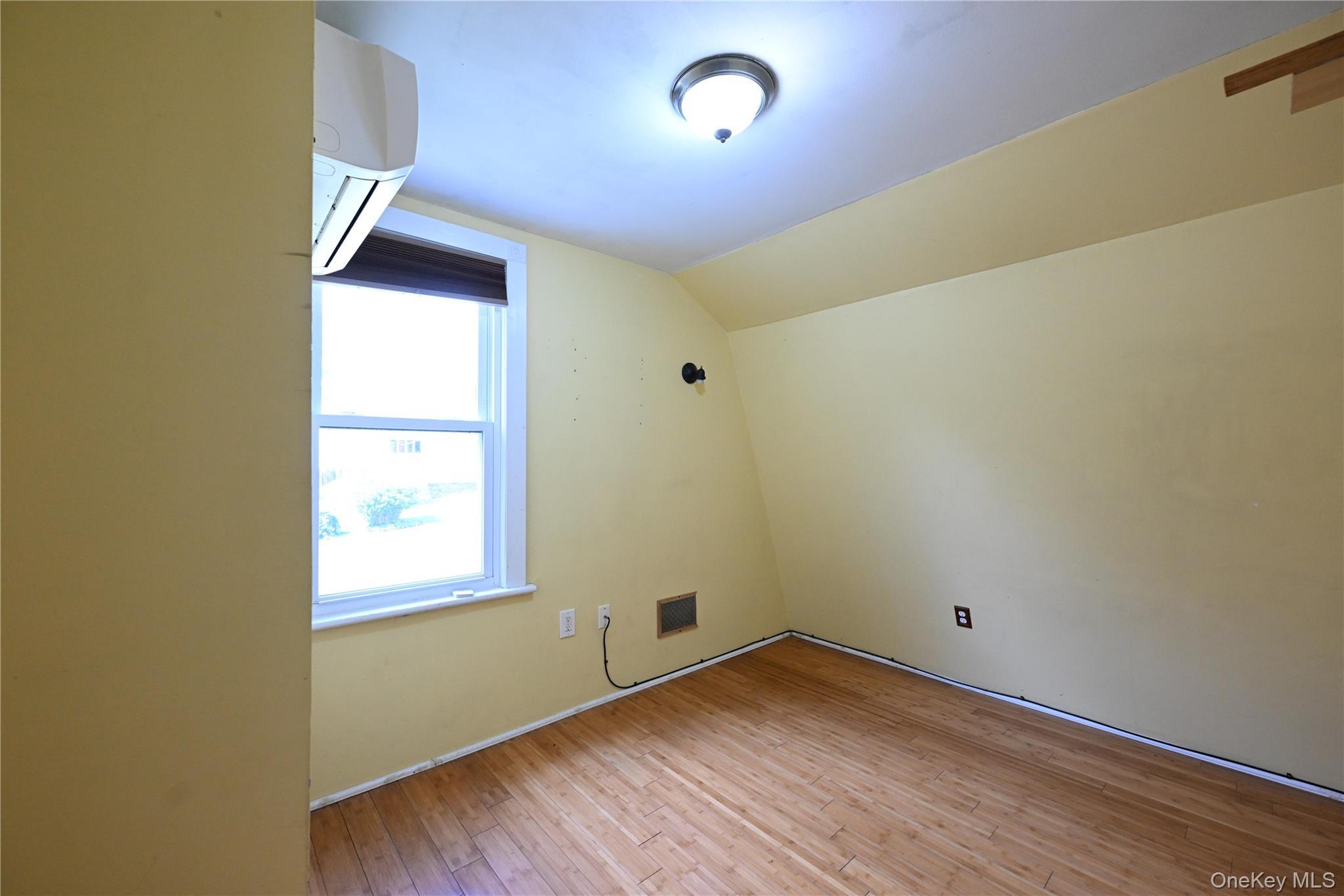 Single Family Brooks Orange County, NY 10950, MLS-903753-24