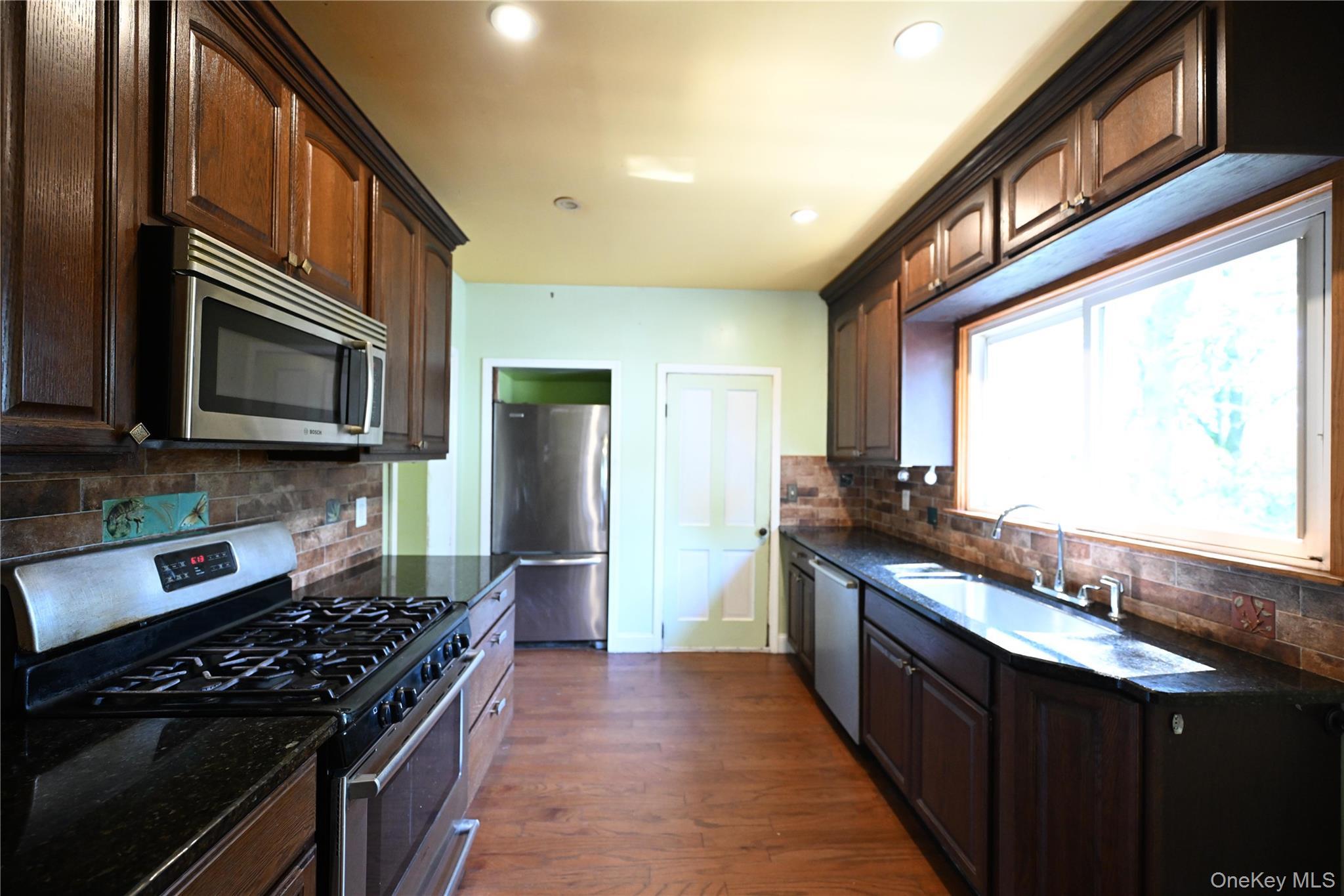 Single Family Brooks Orange County, NY 10950, MLS-903753-9