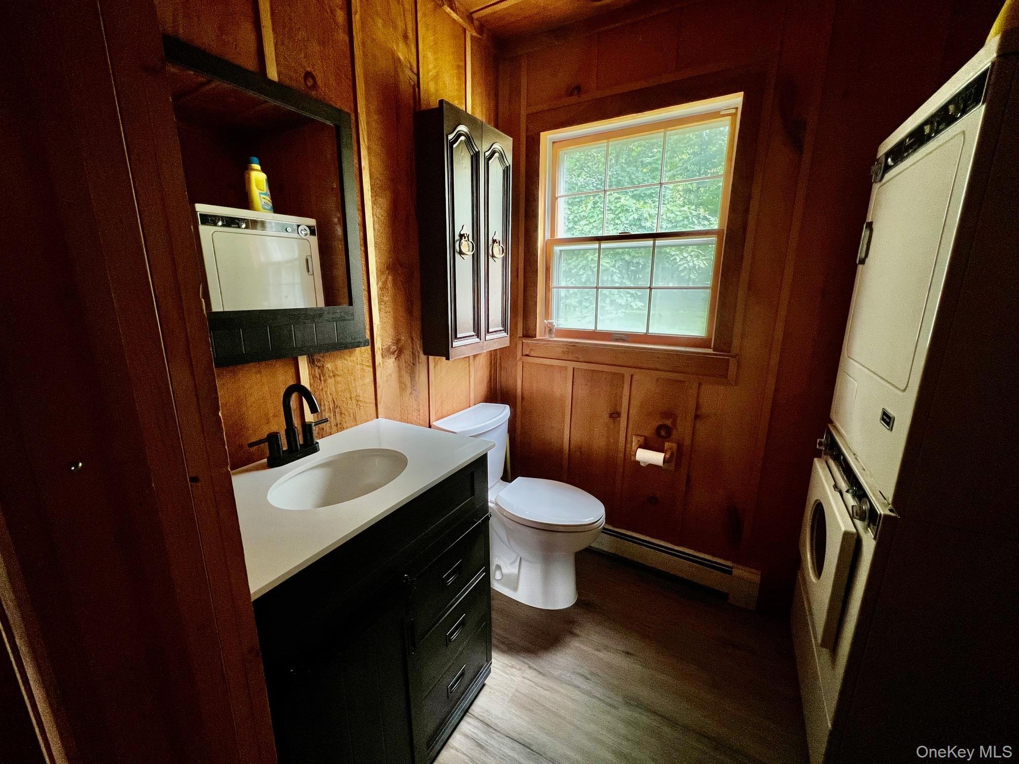 Single Family Willow Brook  Dutchess County, NY 12514, MLS-903759-18