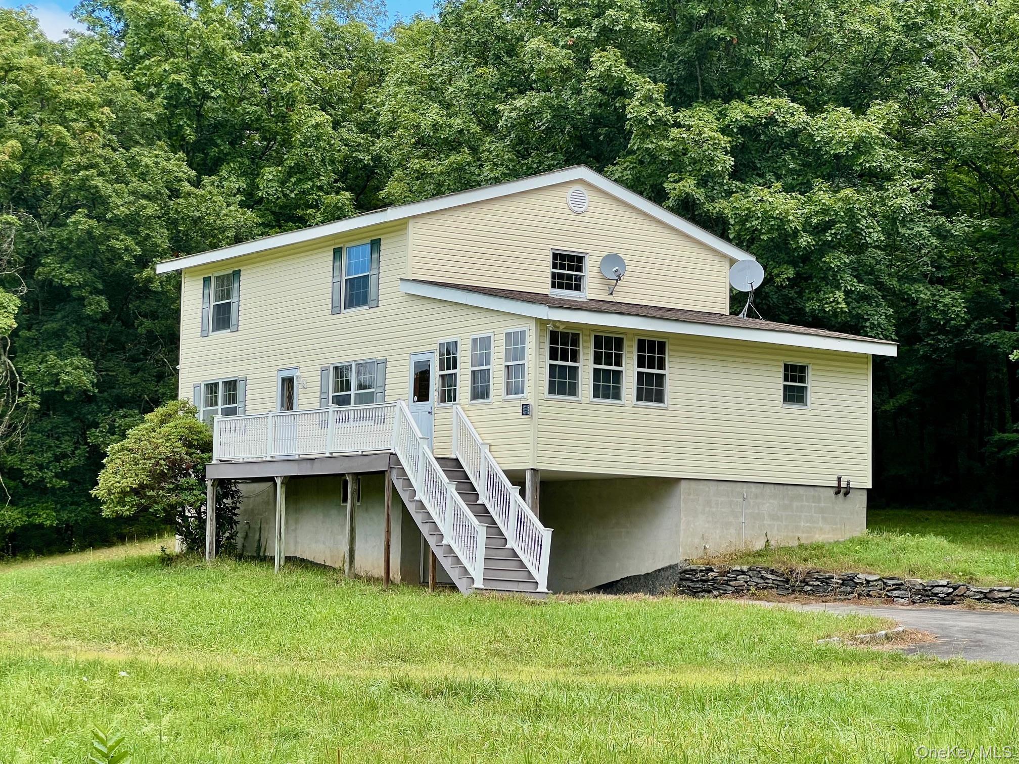 Single Family Willow Brook  Dutchess County, NY 12514, MLS-903759-3