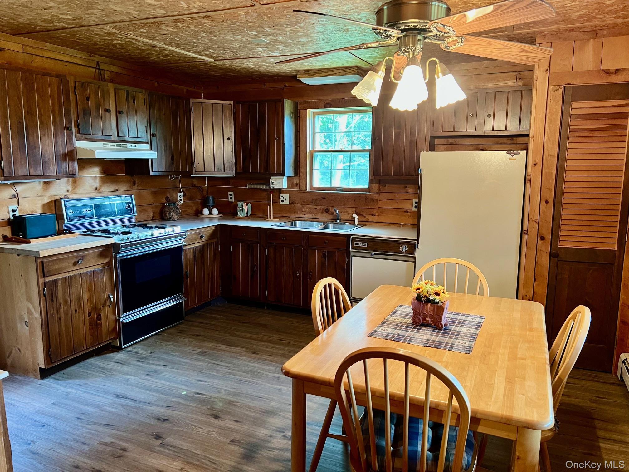 Single Family Willow Brook  Dutchess County, NY 12514, MLS-903759-9