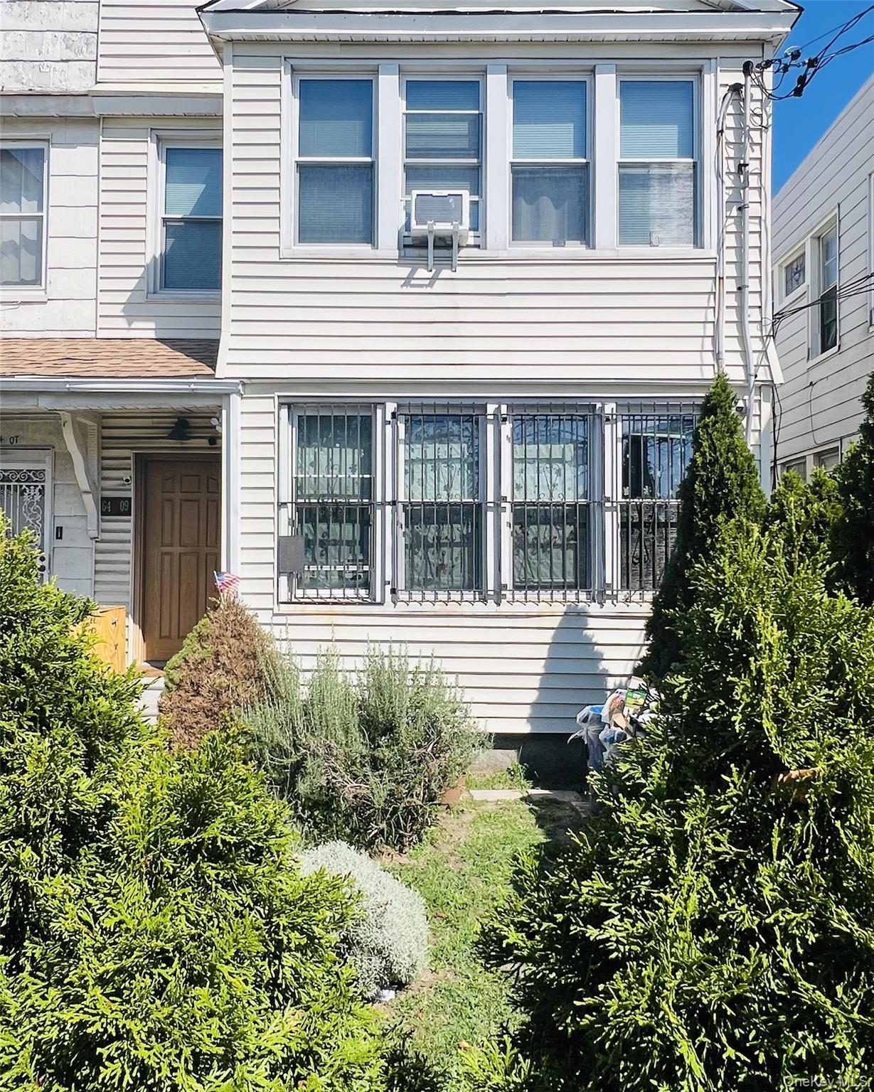Single Family Woodside Queens, NY 11377, MLS-903786-3
