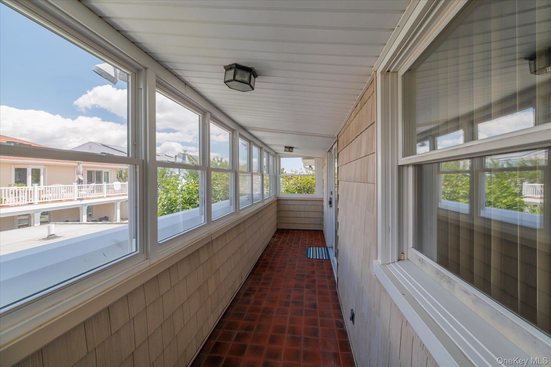 Single Family Beech Nassau County, NY 11509, MLS-903798-25