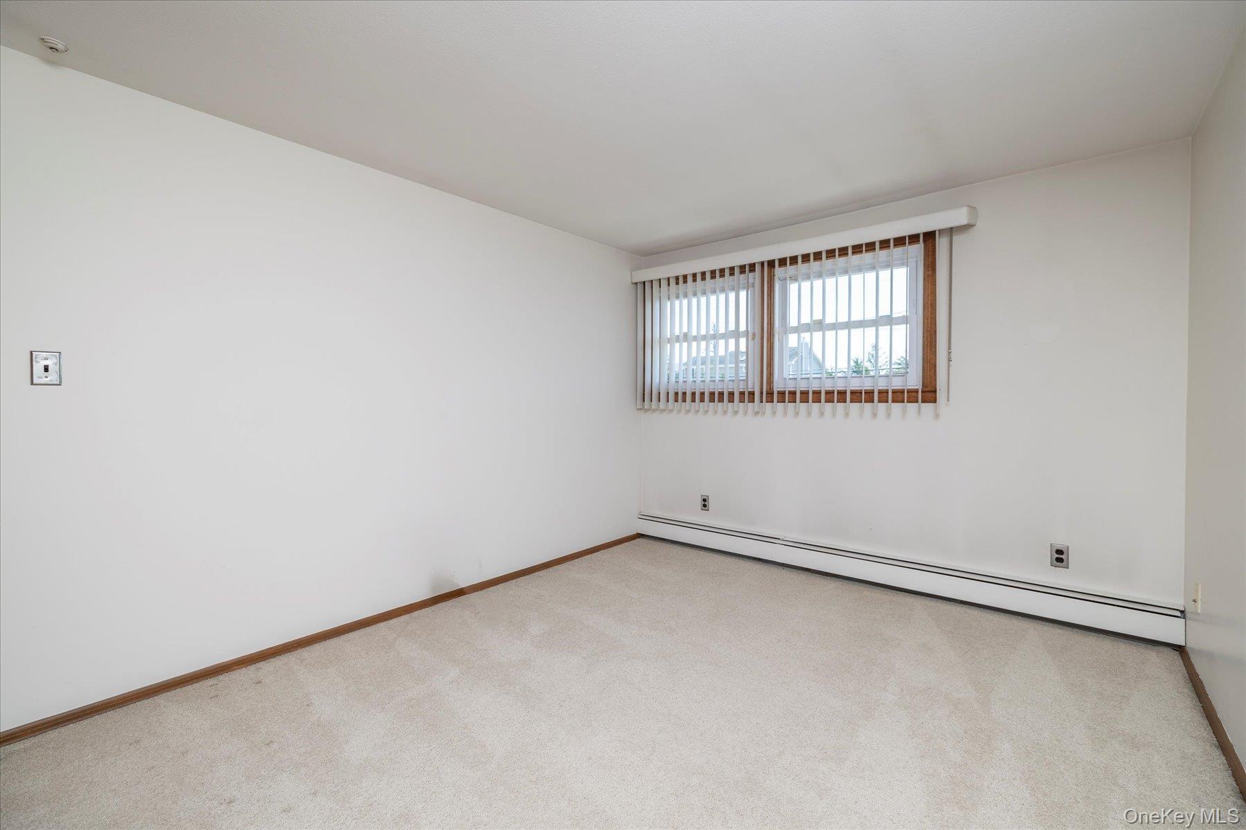 Single Family Beech Nassau County, NY 11509, MLS-903798-29