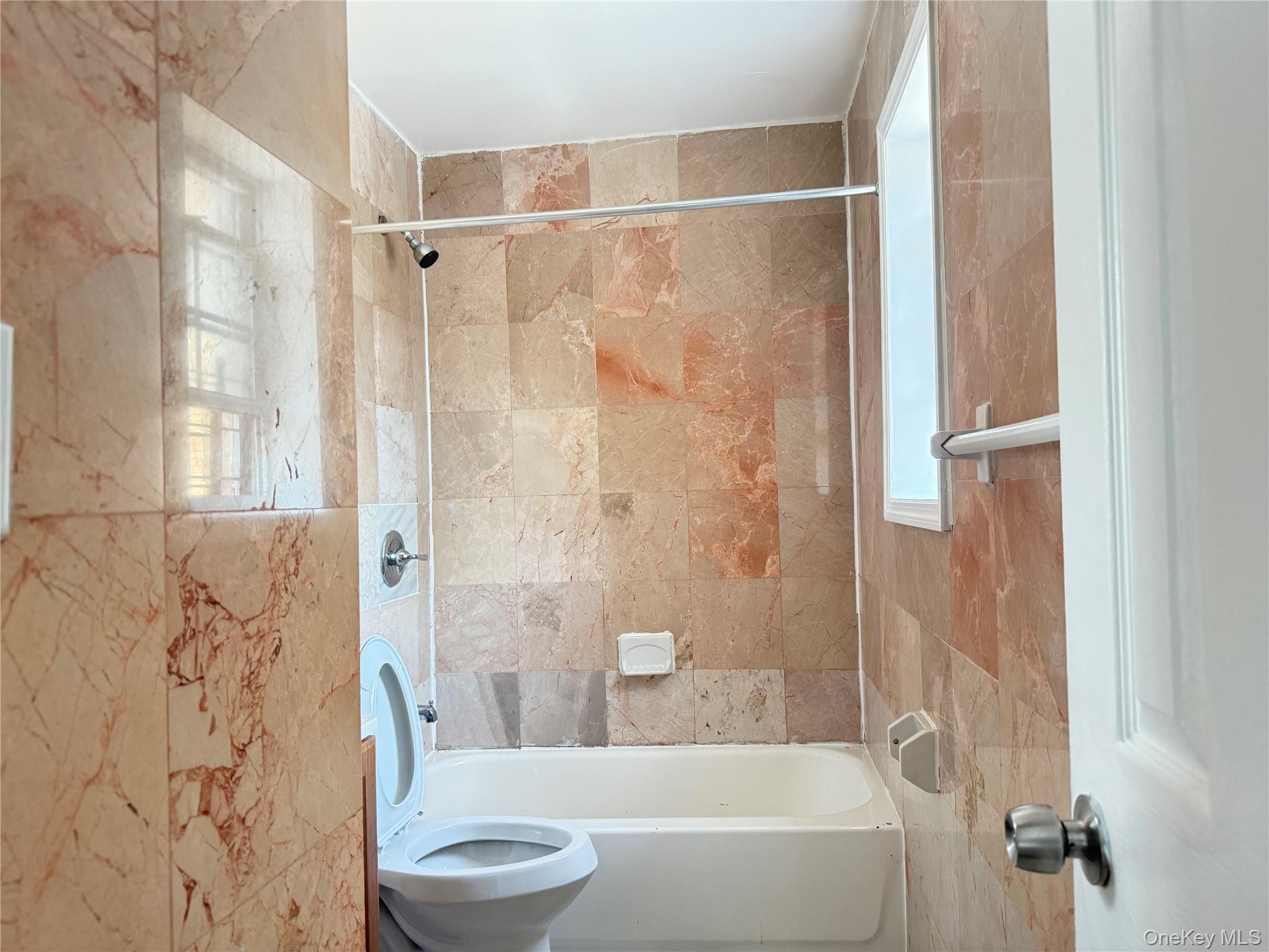 Single Family 101 Queens, NY 11416, MLS-903852-10