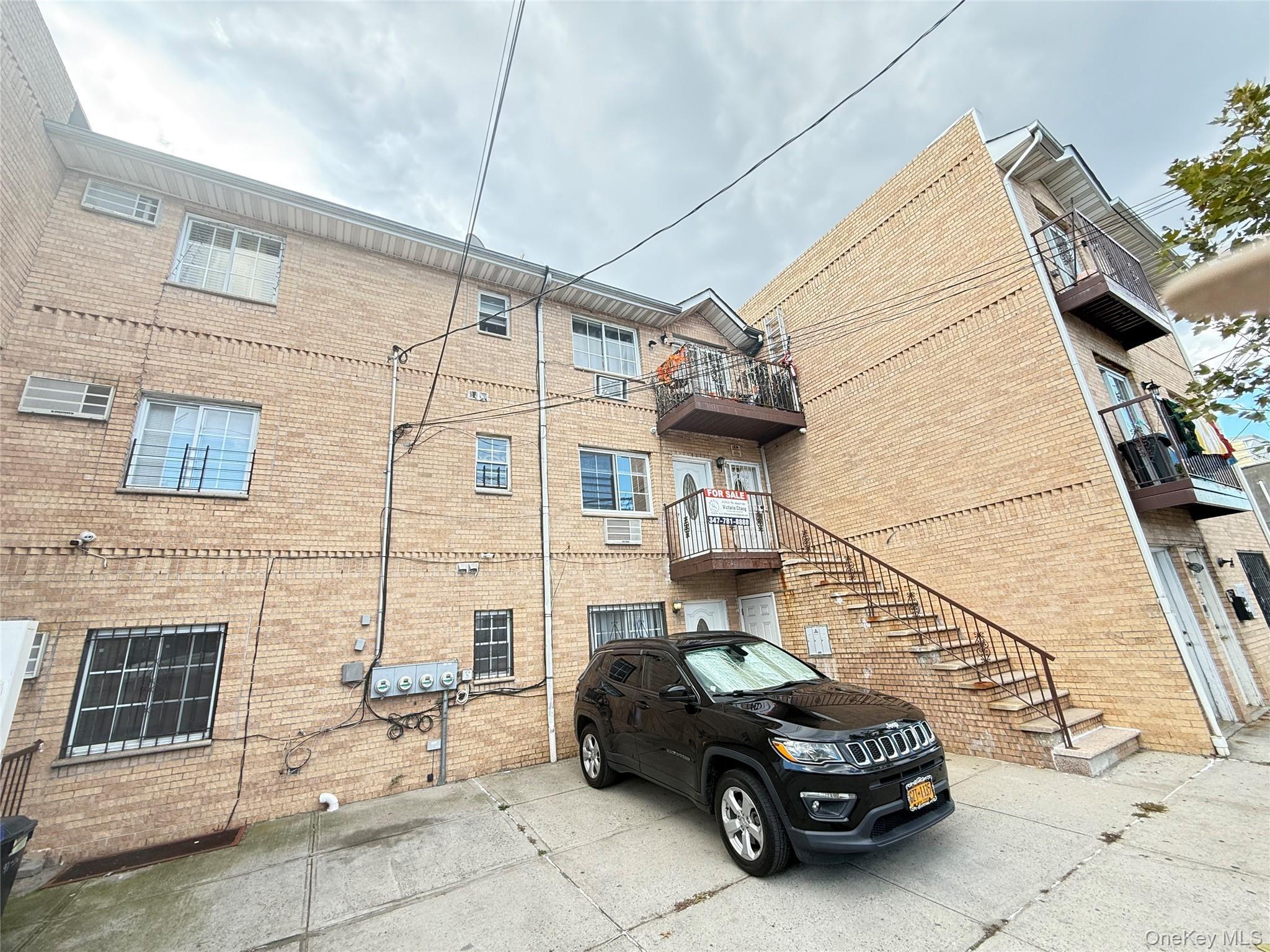 Single Family 101 Queens, NY 11416, MLS-903852-12