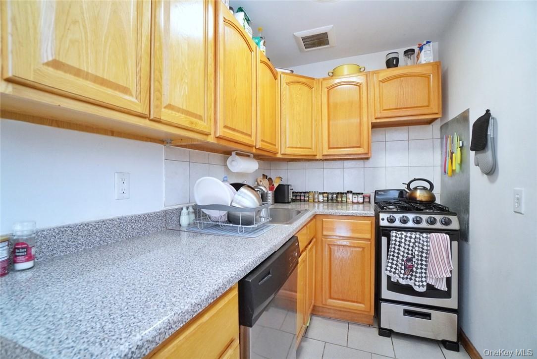 Commercial Sale North 5th Brooklyn, NY 11211, MLS-903870-16