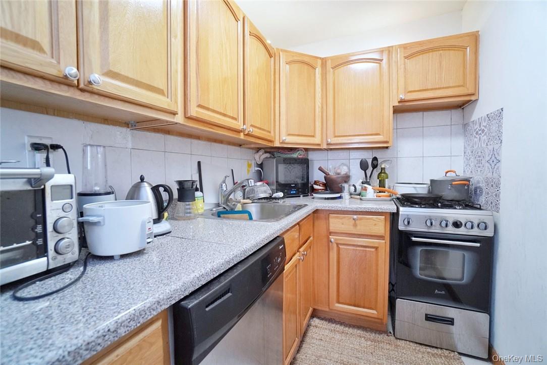Commercial Sale North 5th Brooklyn, NY 11211, MLS-903870-5