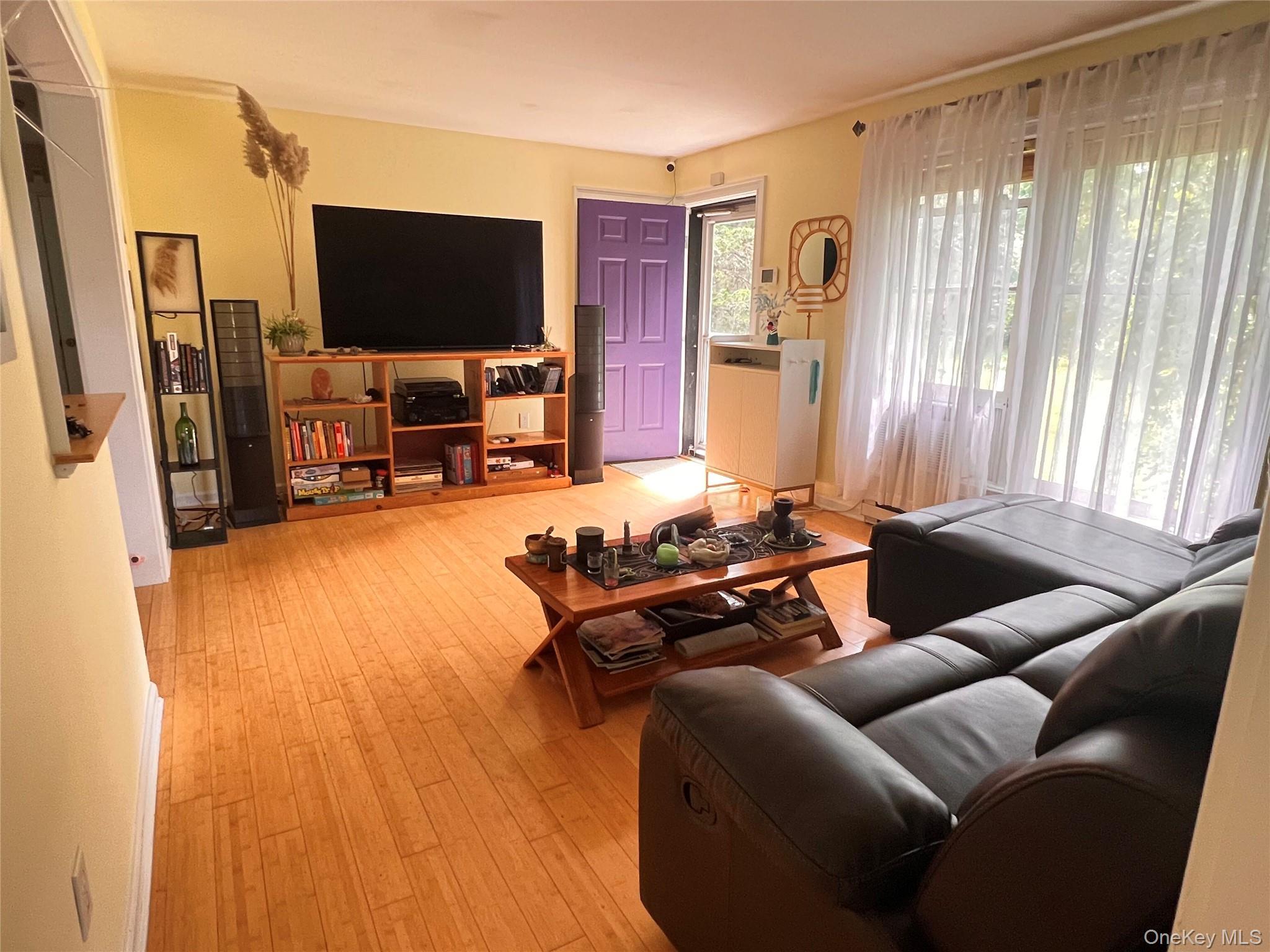 Single Family Red Cedar Dutchess County, NY 12546, MLS-903872-4