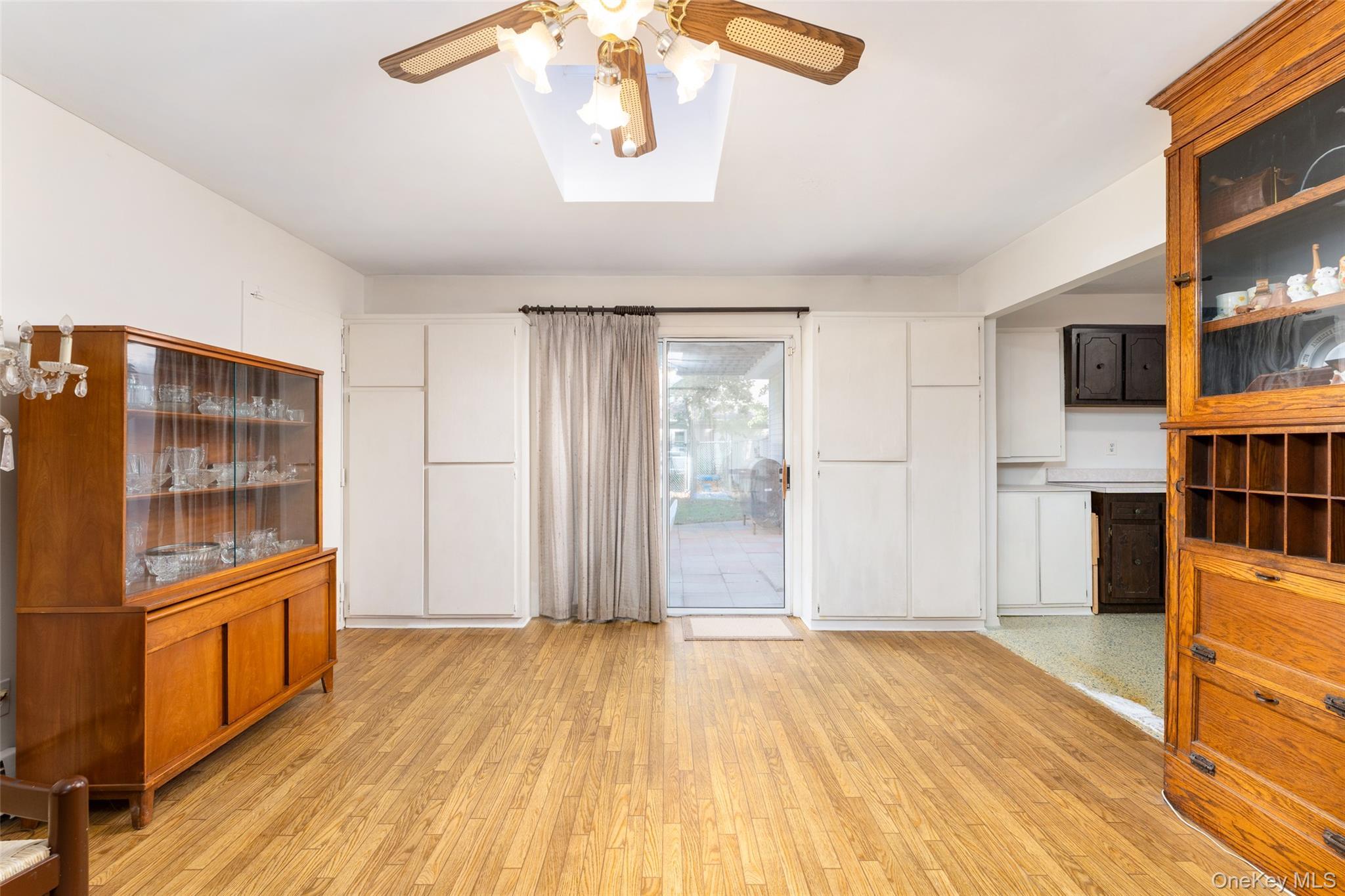 Single Family Hot Water  Suffolk County, NY 11949, MLS-903884-14