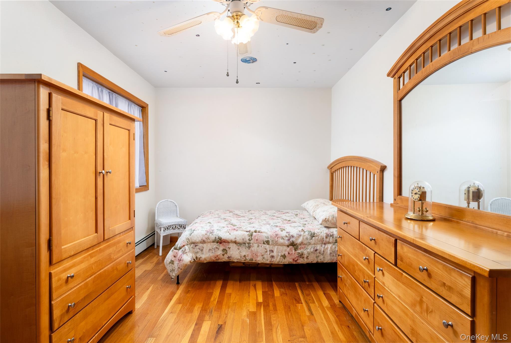 Single Family Hot Water  Suffolk County, NY 11949, MLS-903884-30