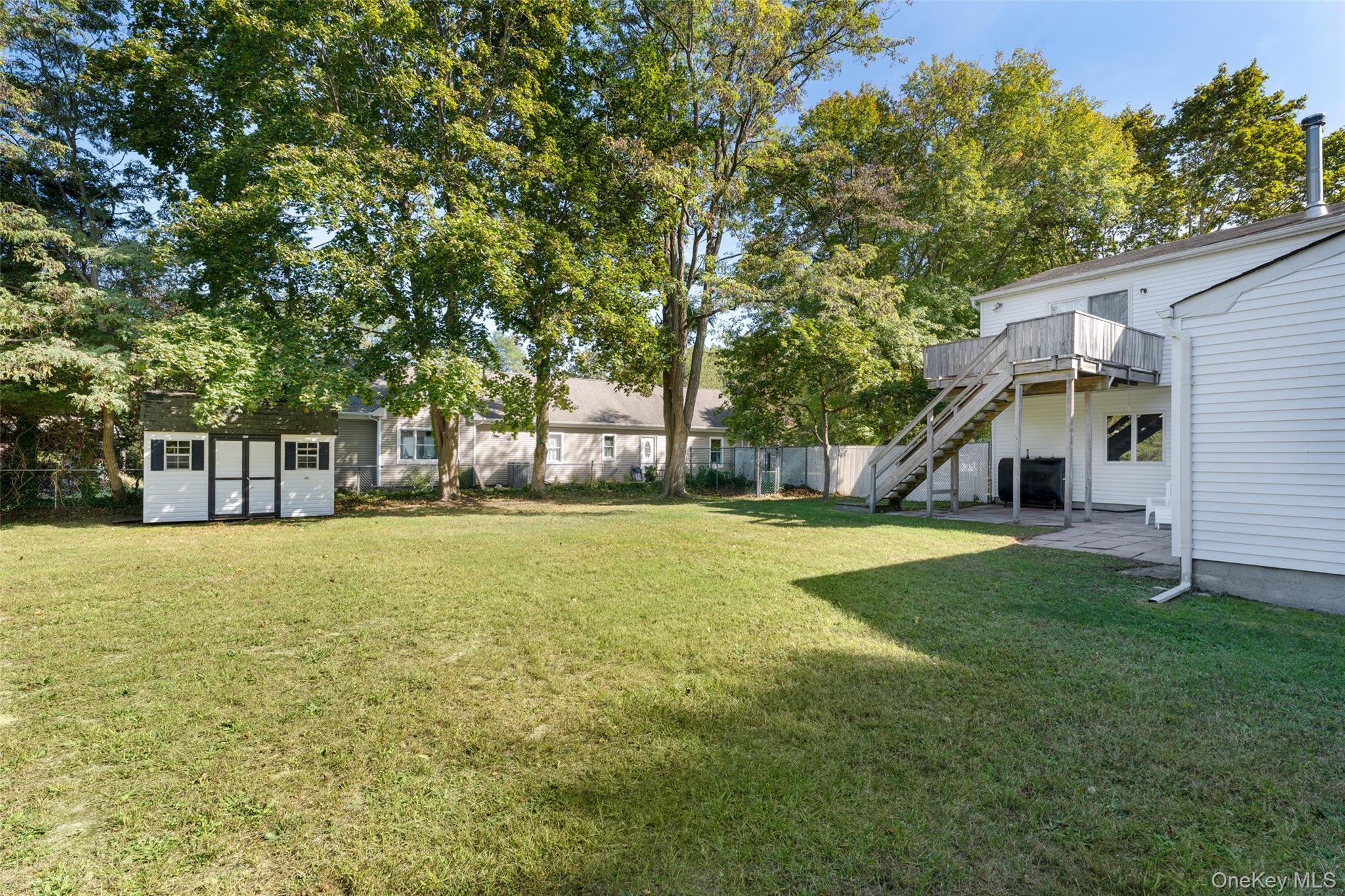 Single Family Hot Water  Suffolk County, NY 11949, MLS-903884-4