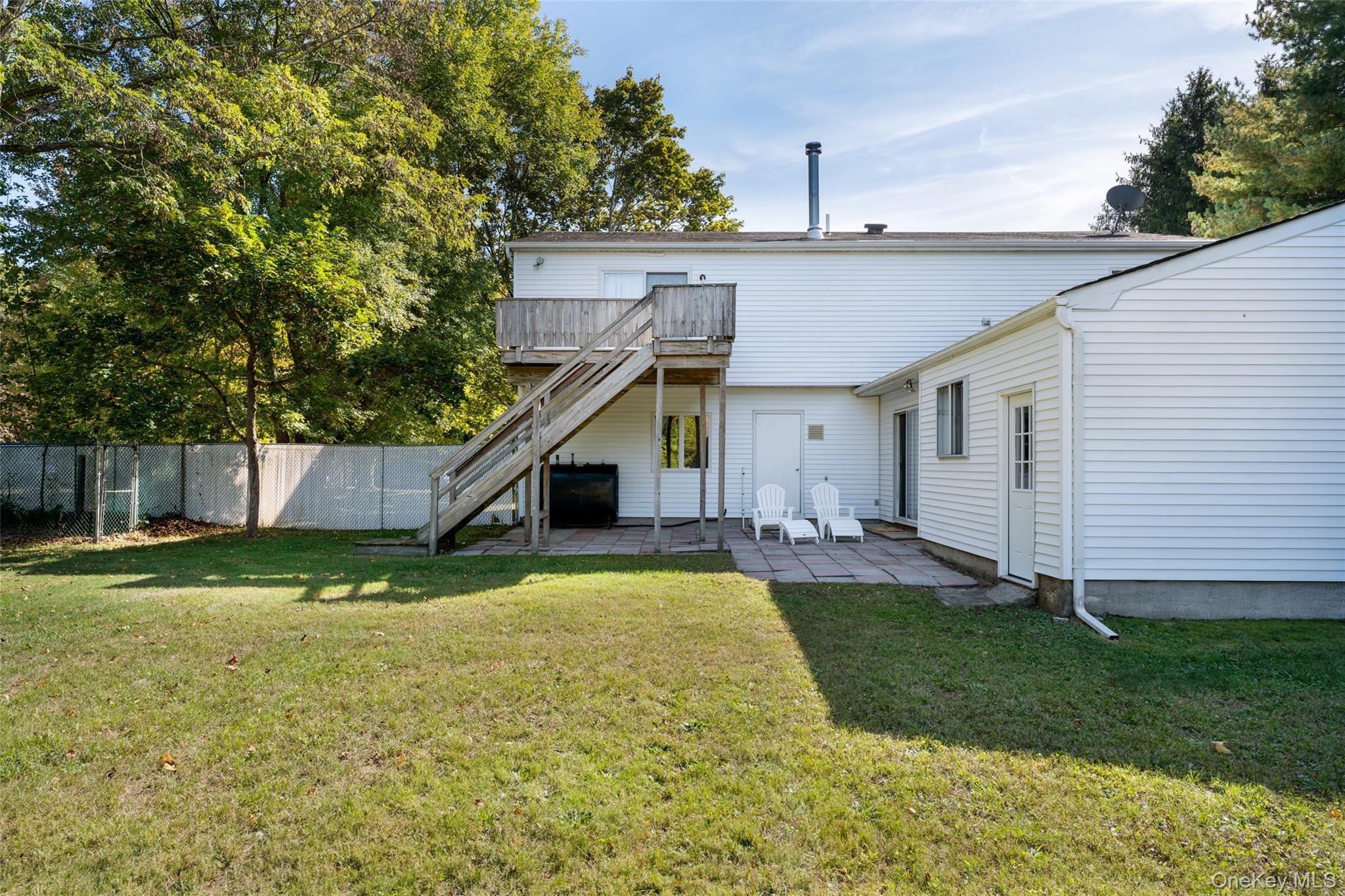 Single Family Hot Water  Suffolk County, NY 11949, MLS-903884-7