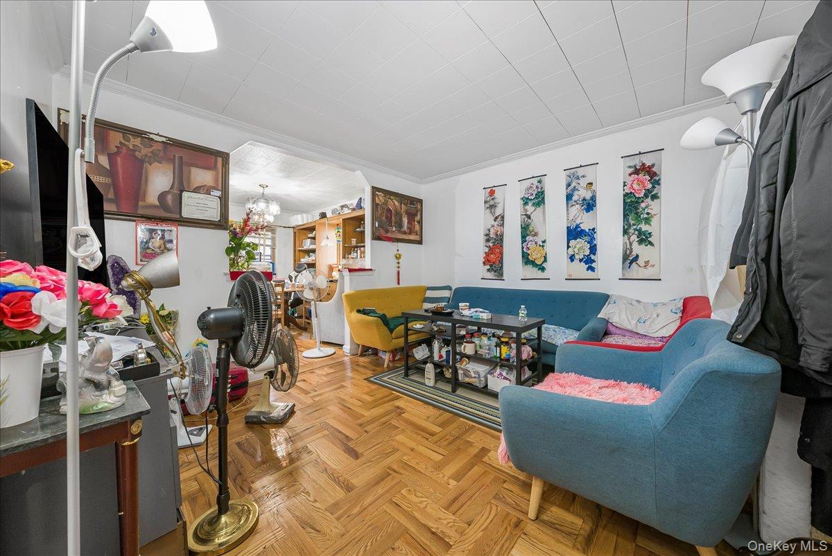 Single Family Carpenter  Bronx, NY 10470, MLS-903983-10
