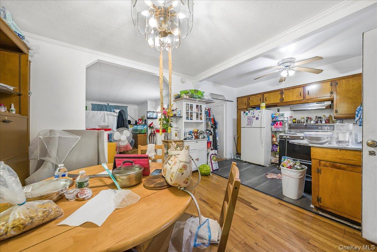 Single Family Carpenter  Bronx, NY 10470, MLS-903983-14