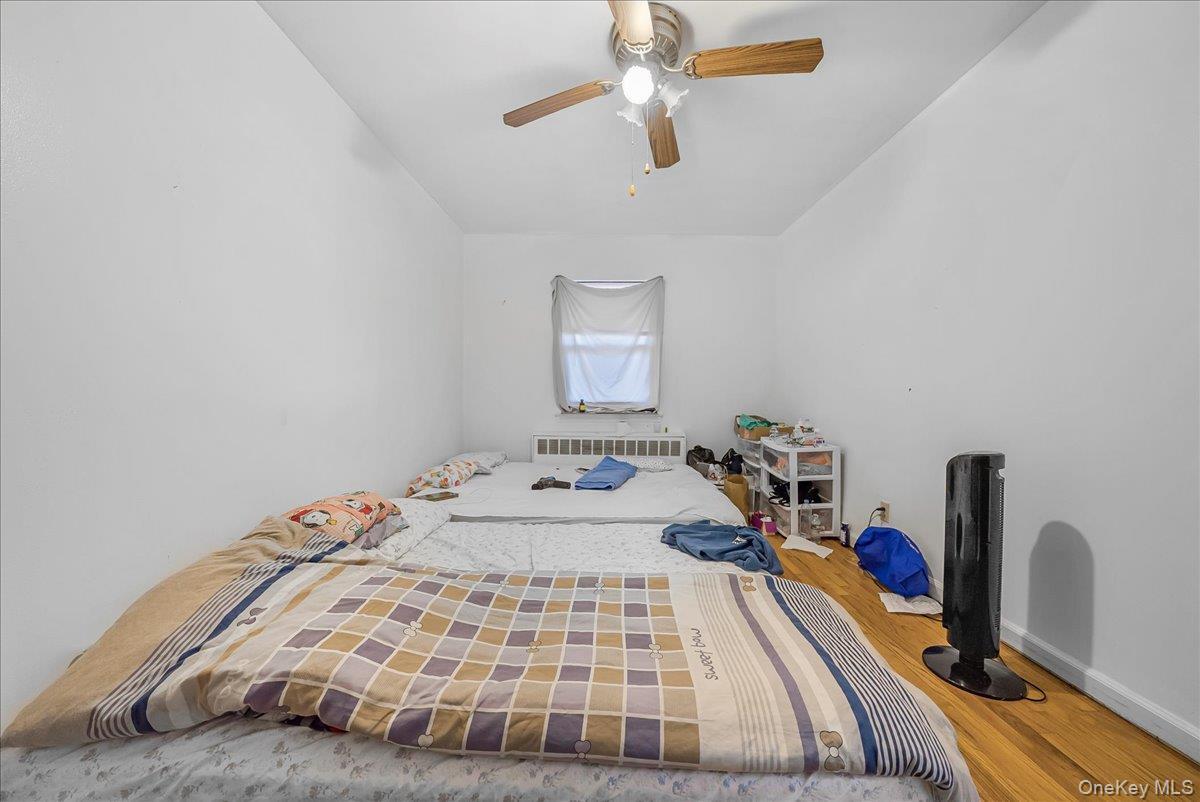 Single Family Carpenter  Bronx, NY 10470, MLS-903983-25