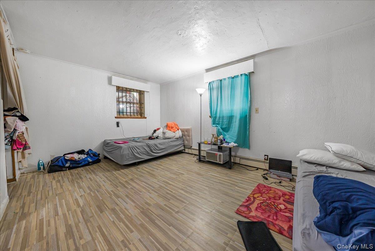 Single Family Carpenter  Bronx, NY 10470, MLS-903983-28