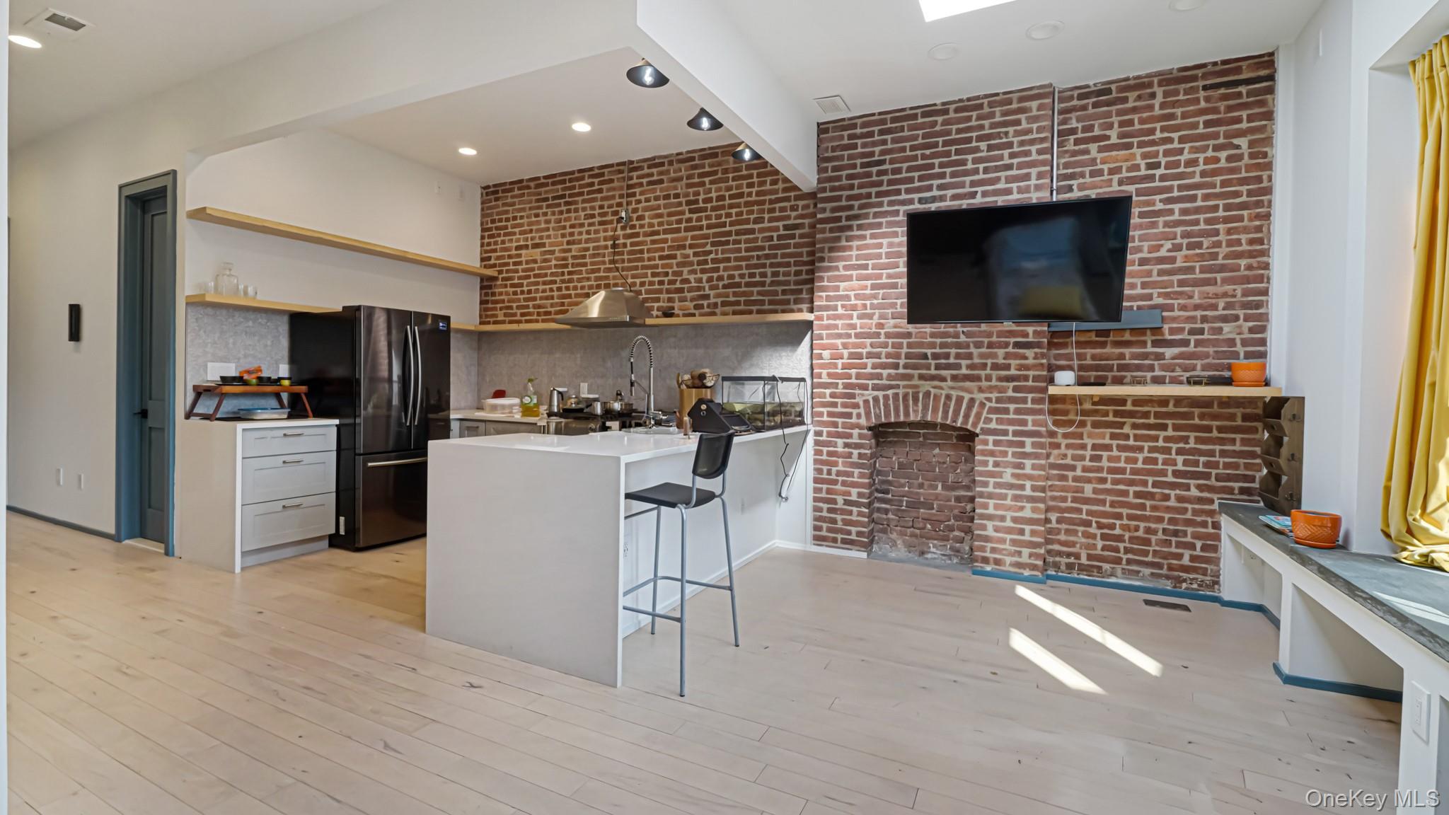 Single Family 179th  Manhattan, NY 10033, MLS-904043-31