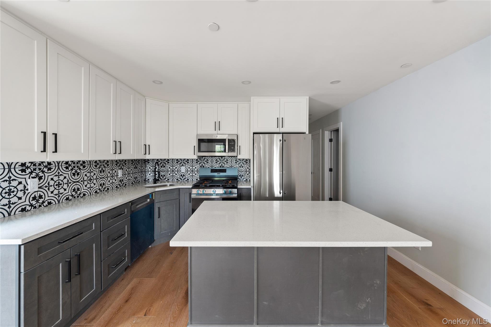 Single Family 10 Westchester County, NY 10550, MLS-904057-2