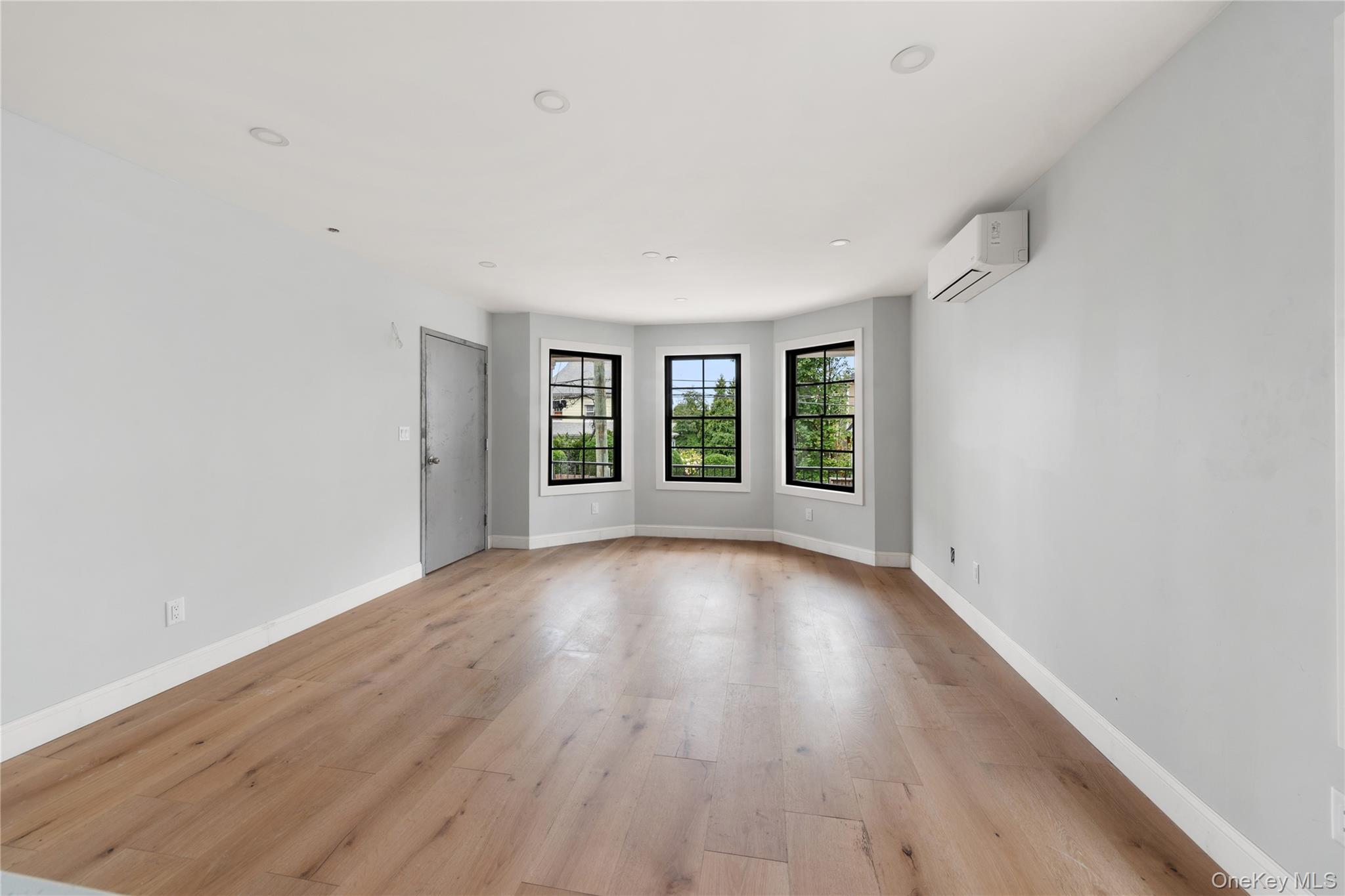 Single Family 10 Westchester County, NY 10550, MLS-904057-27