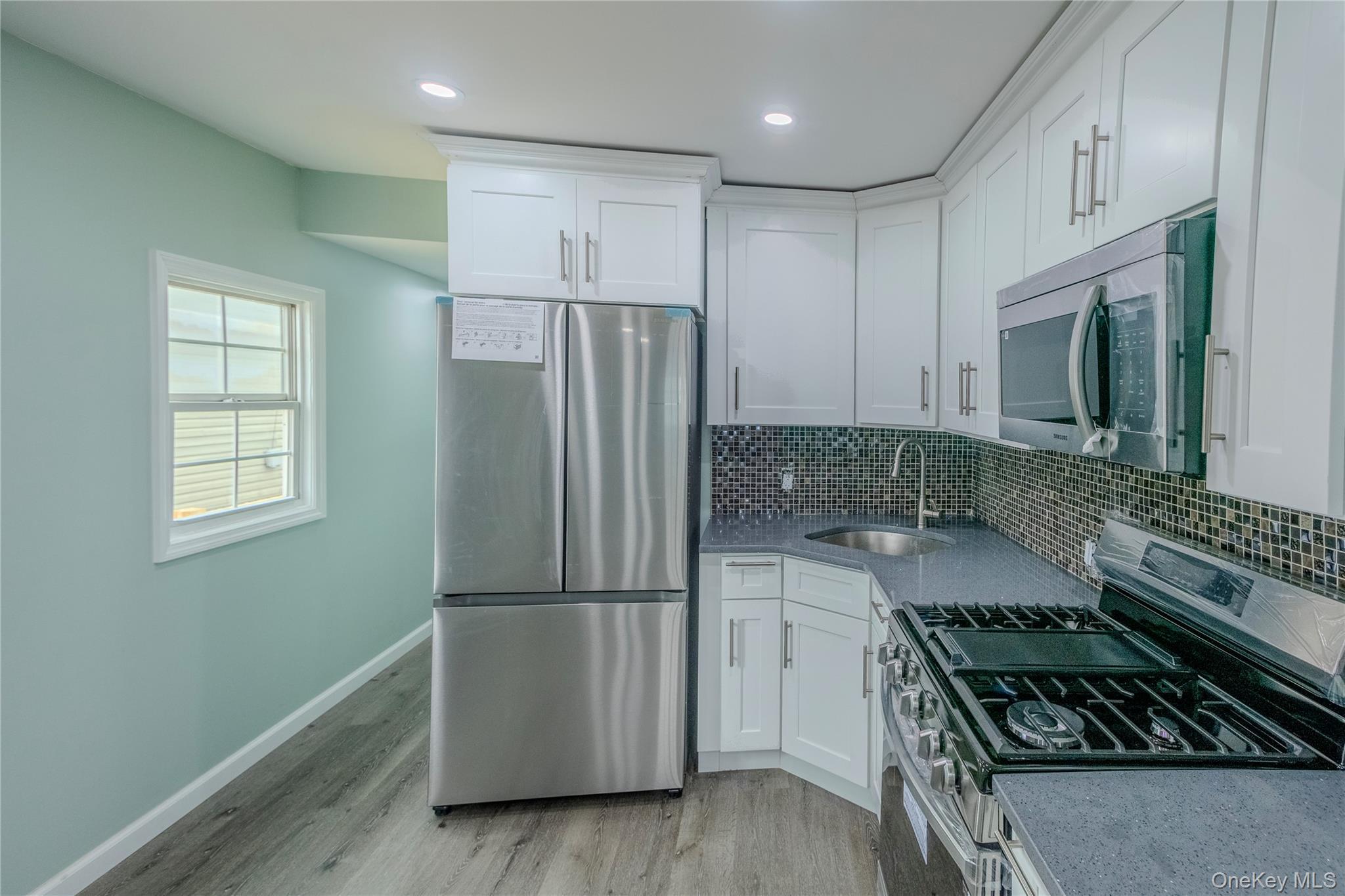 Single Family Main St  Suffolk County, NY 11751, MLS-904061-4