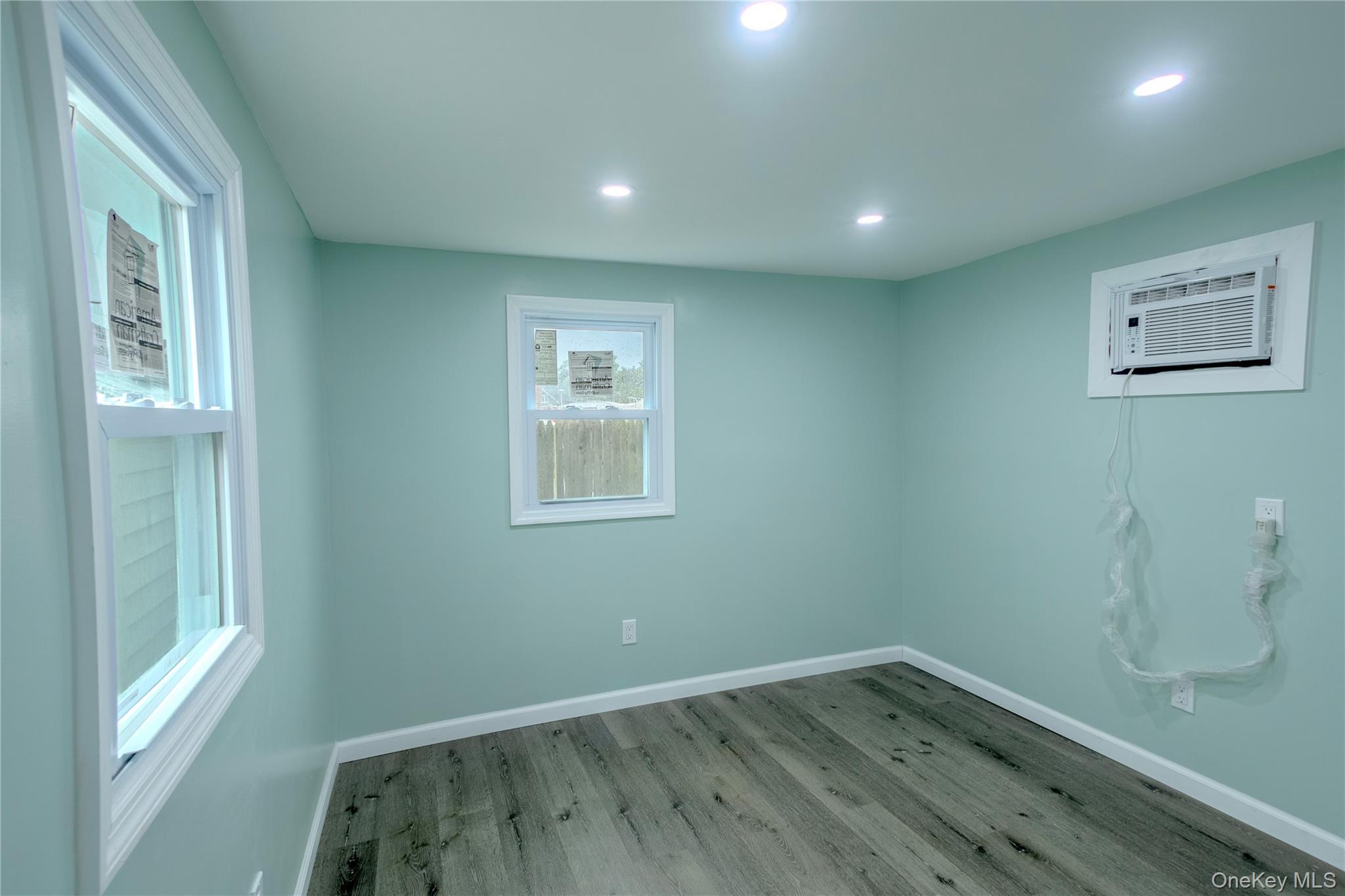 Single Family Main St  Suffolk County, NY 11751, MLS-904061-8