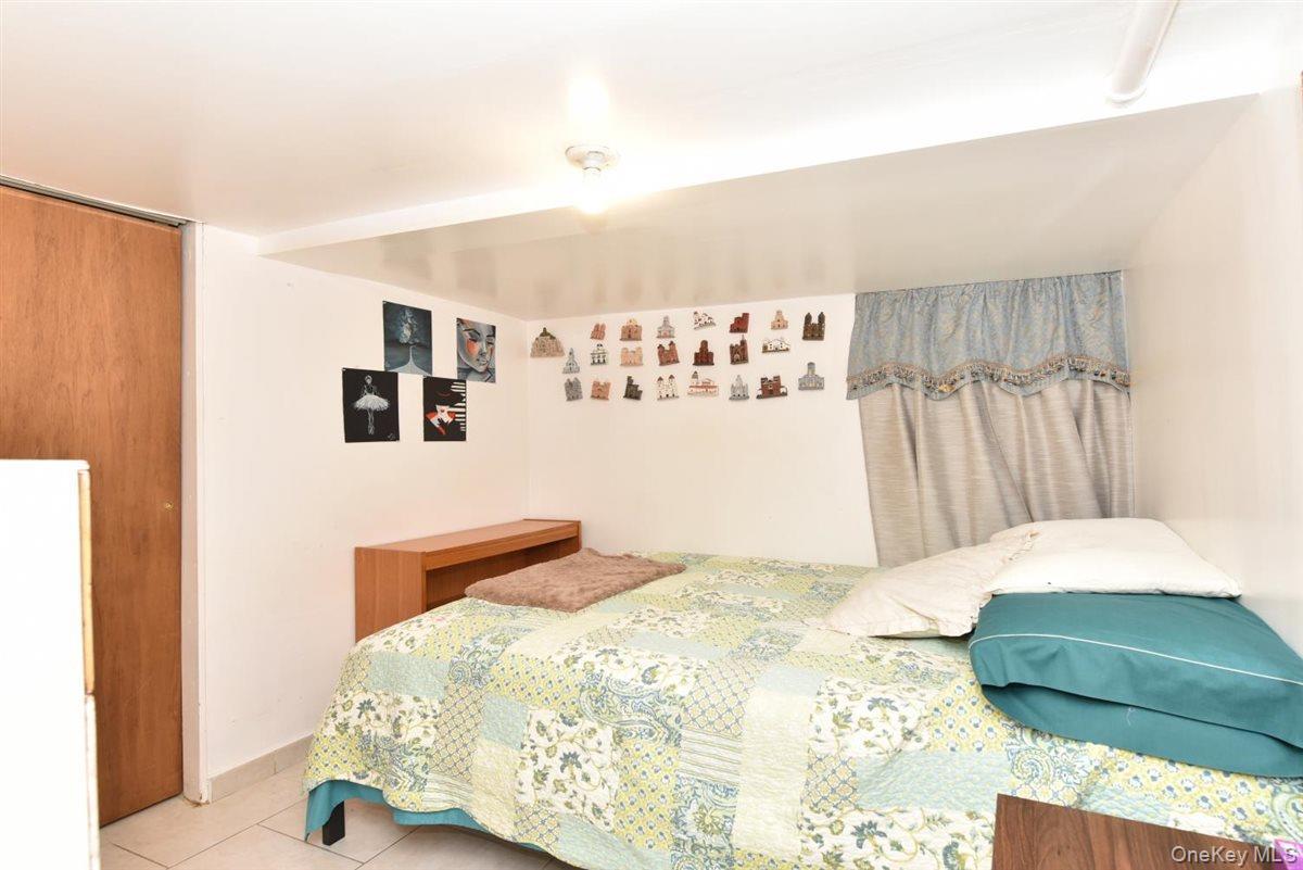 Single Family Dubois  Staten Island, NY 10310, MLS-904072-19