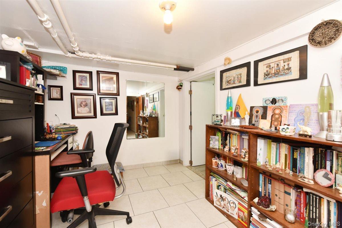 Single Family Dubois  Staten Island, NY 10310, MLS-904072-21
