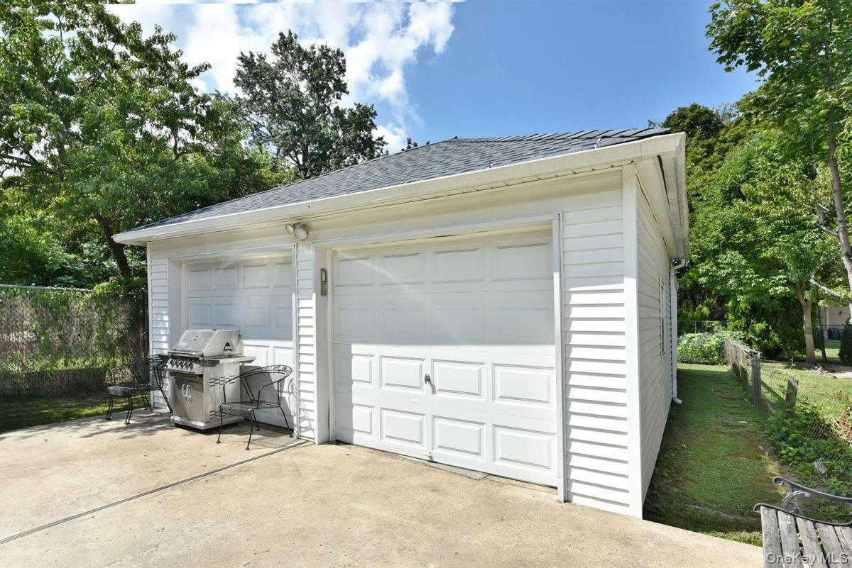 Single Family Dubois  Staten Island, NY 10310, MLS-904072-26