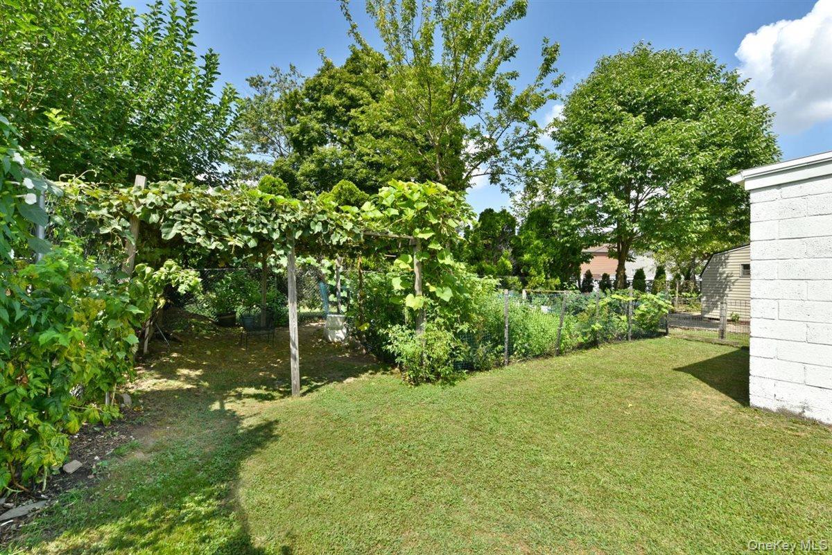 Single Family Dubois  Staten Island, NY 10310, MLS-904072-27