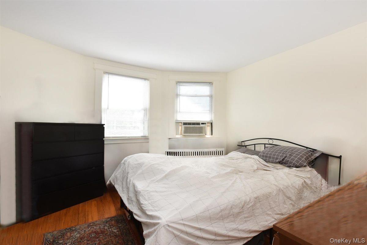 Single Family Dubois  Staten Island, NY 10310, MLS-904072-6